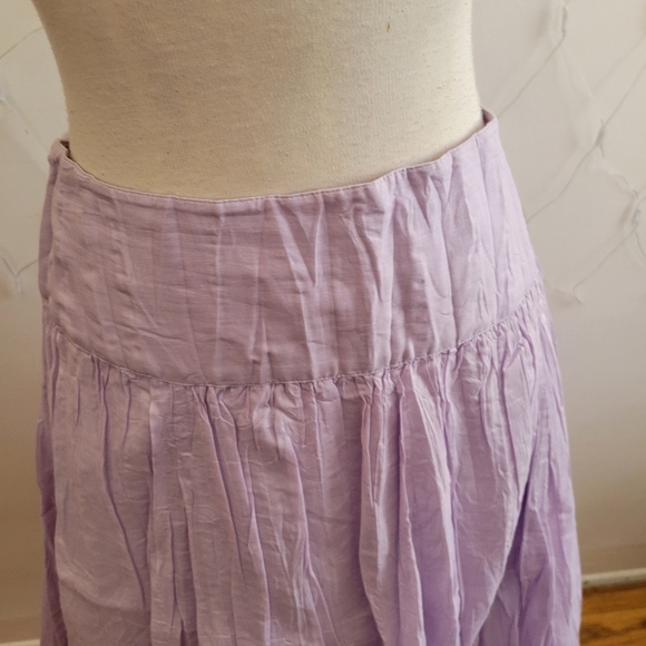 Lavender Skirt by INC / Crushed Cotton Pleats / Zipper Entry / Size 8 - Picture 2 of 5